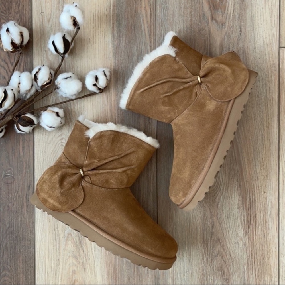🌴🔆UGG- CLASSIC MINI TWIST BOOTS🔆🌴 - Picture 1 of 13